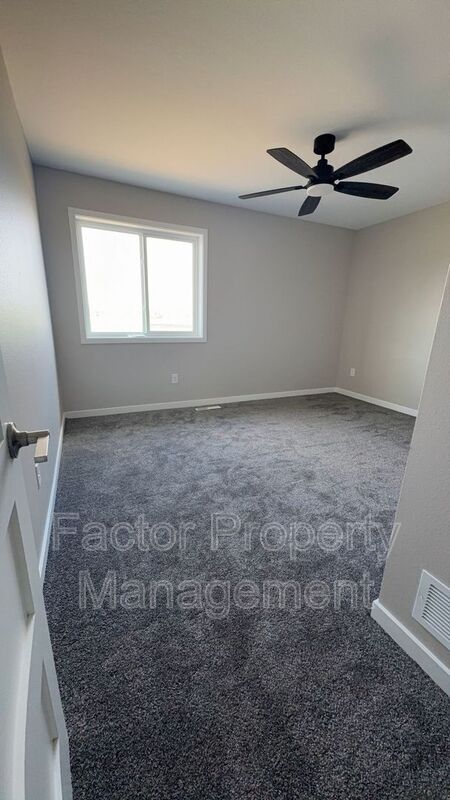 Building Photo - 3214 Scotch Ln