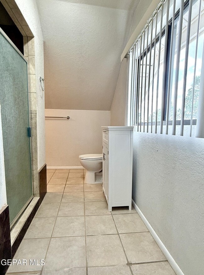 Building Photo - 611 New York Ave