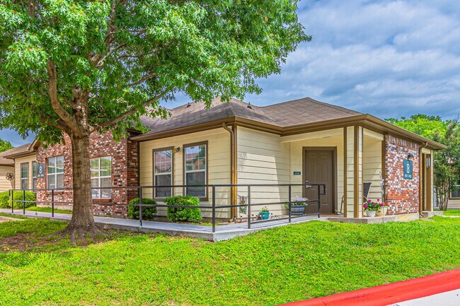 Building Photo - Park Manor Senior Apartments