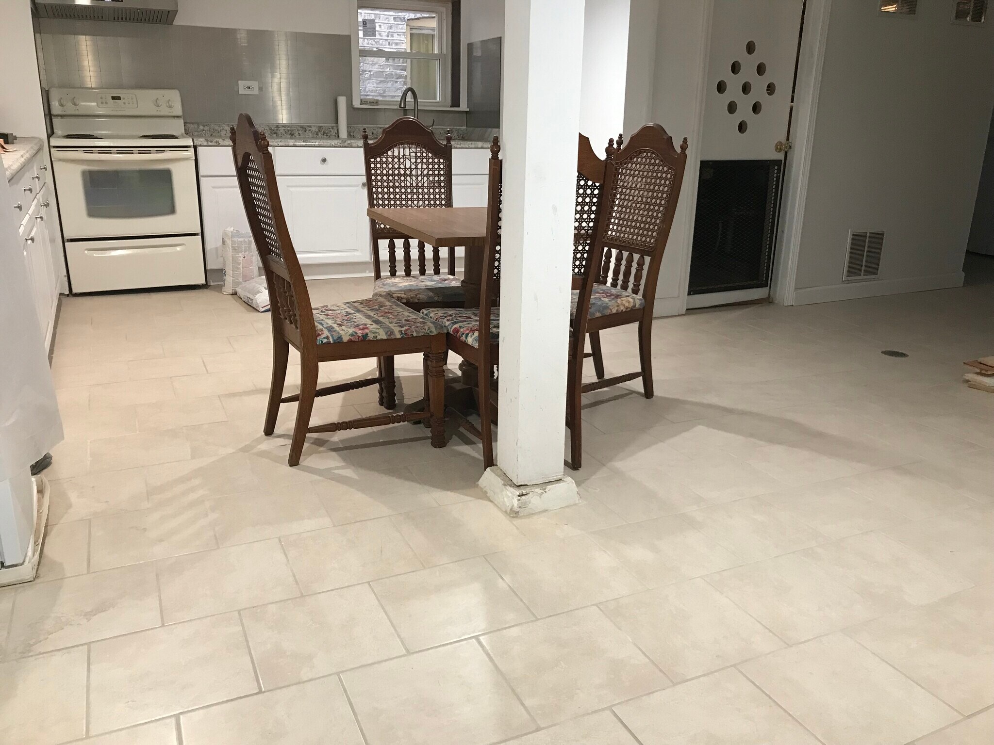 Building Photo - 6644 N Campbell Ave