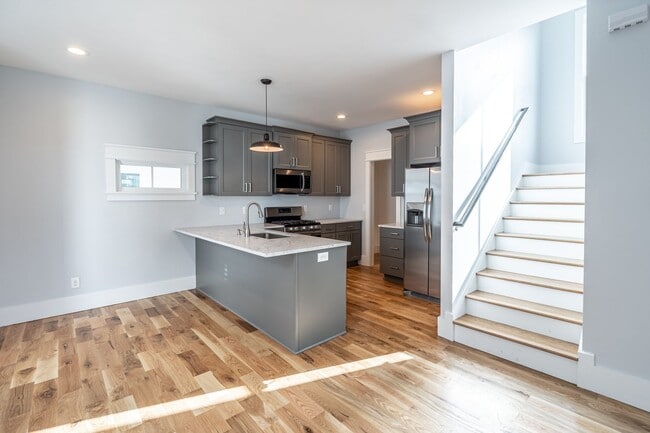 Building Photo - 22 Reid St