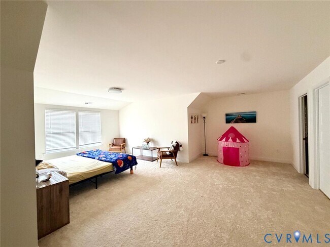 Building Photo - 10861 Farmstead Ml Ln