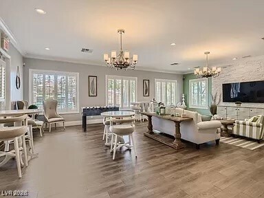 Building Photo - 6260 Huntington Ridge Ave