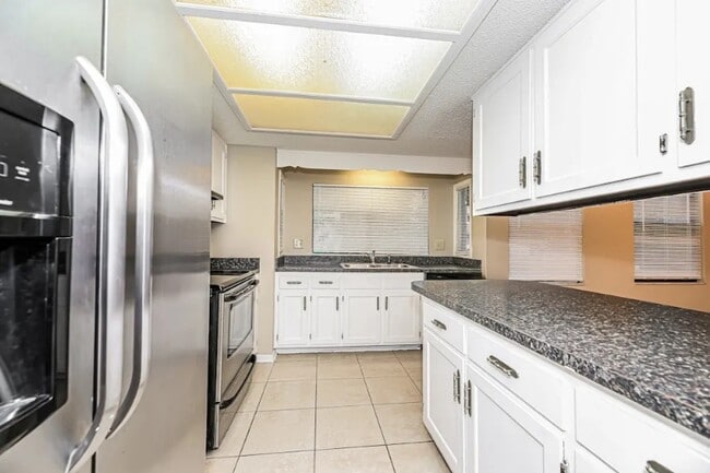 Building Photo - 11310 Rustic Wheel Ct