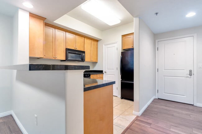 Kitchen With Raised Bar - 5 S 500 W