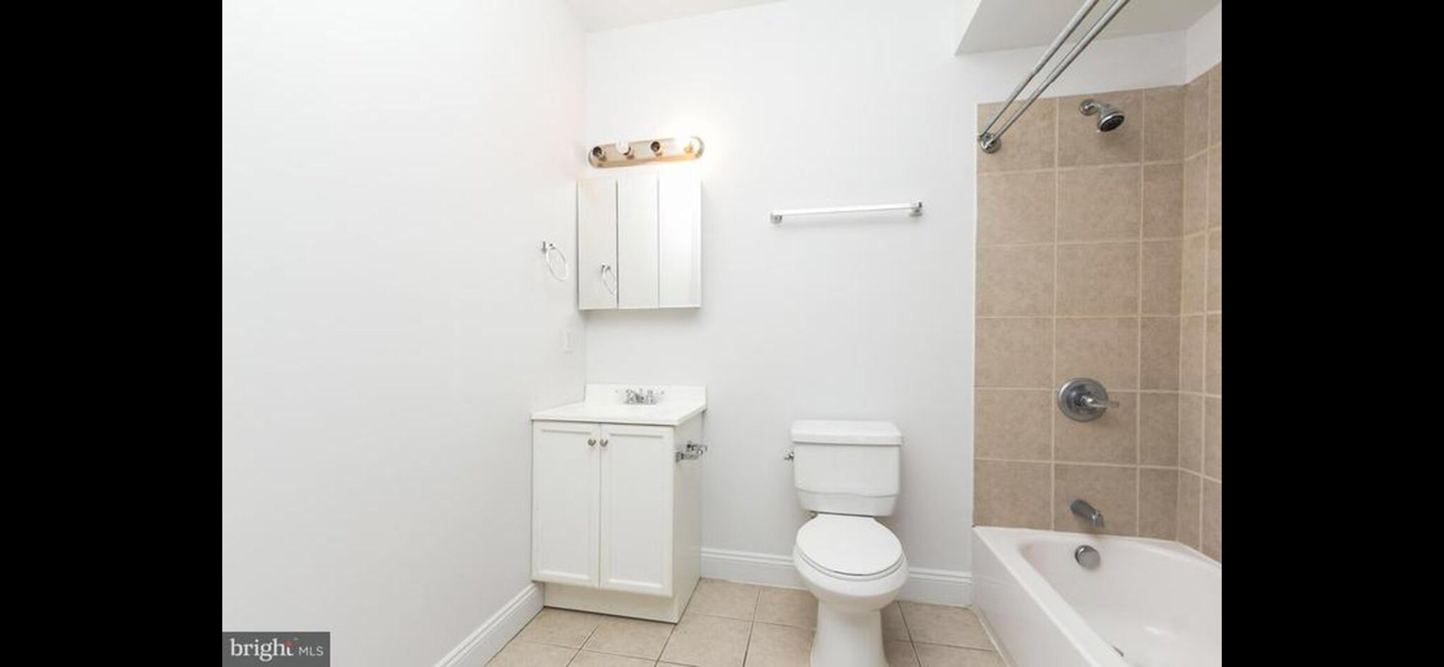 Building Photo - 1005 N Arlington Ave