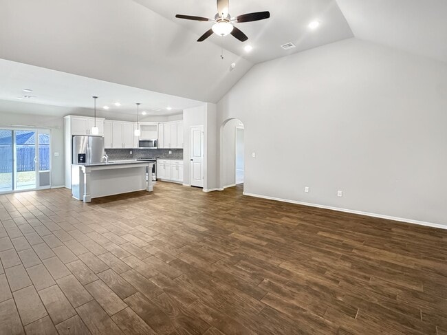 Building Photo - Spacious Modern Living in Top-Rated Bixby Schools