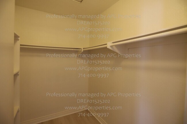 Building Photo - 2000 W Palmyra Ave