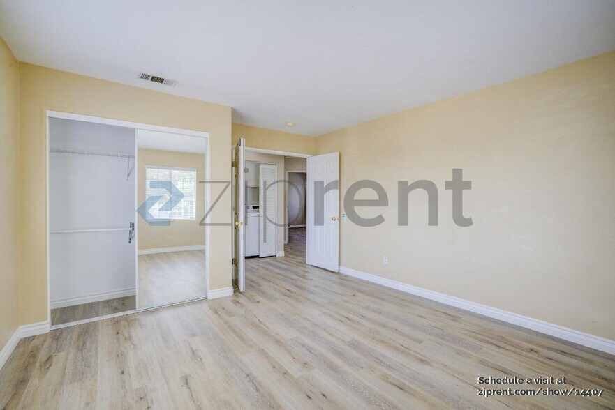 Building Photo - 5838 Cornish Heath Ct