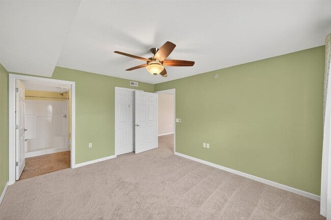 Building Photo - 1313 Piedmont Cir