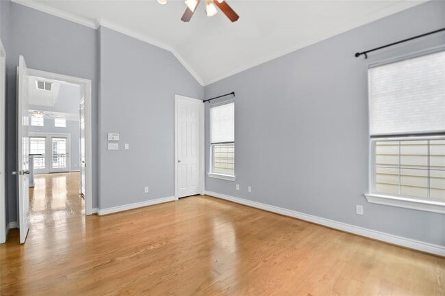 Building Photo - 5954 Kansas St