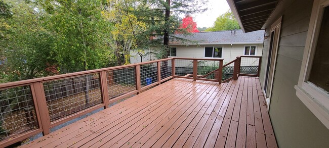 Building Photo - Beautiful Remodeled Home, 3 years ago, loc...