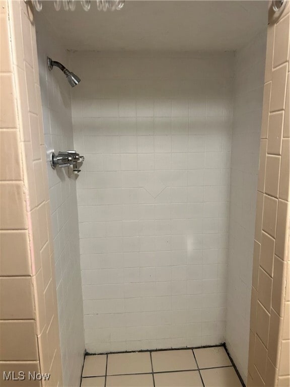 Building Photo - 5656 Shawnee Rd