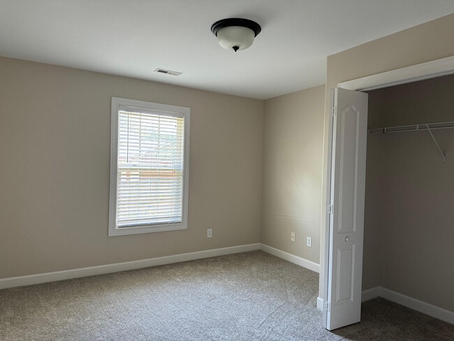 Building Photo - 7015 Windscape Dr NW