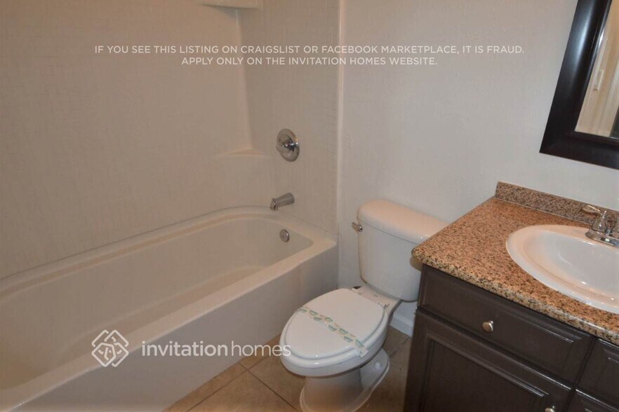 Building Photo - 3549 E Crocus Dr