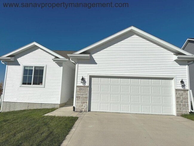 Primary Photo - Stunning Single Family Home in Norwalk!