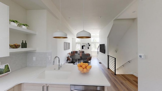 Building Photo - 2578 S Delaware St