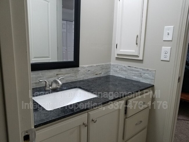 Building Photo - 193 Southfield Pkwy