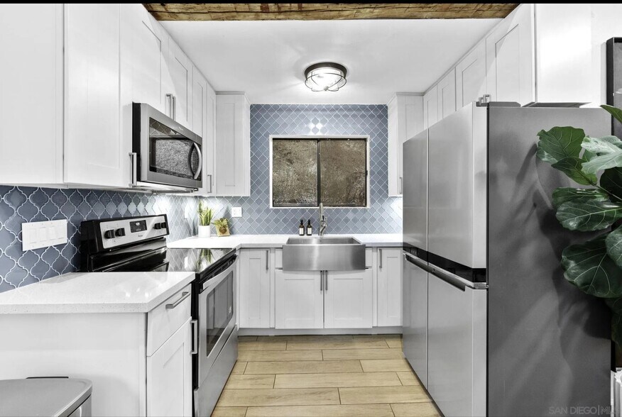 Building Photo - 45760 Calle La Paz