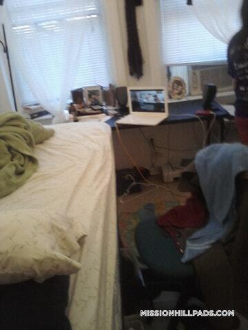 Building Photo - 28 S Huntington Ave