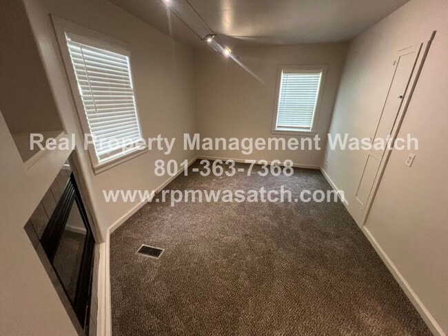 Building Photo - 1105 S 700 E