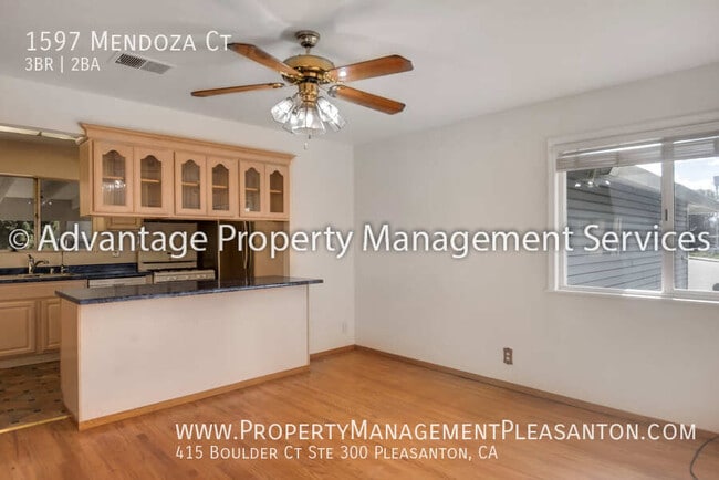 Building Photo - 1597 Mendoza Ct