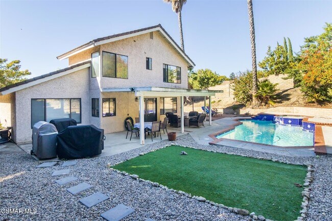 Building Photo - 2594 Ridgebrook Pl