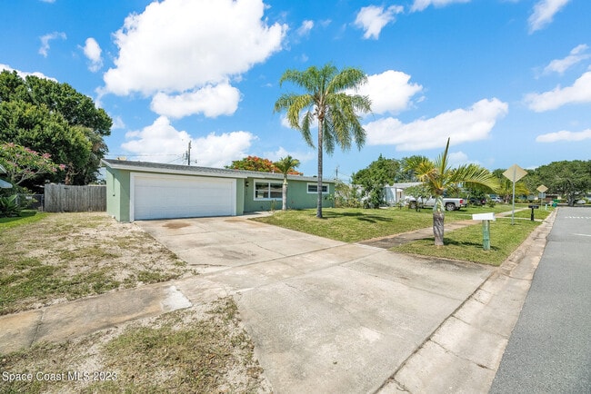 Building Photo - 250 Carib Dr