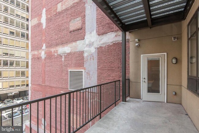 Building Photo - 1501 Locust St