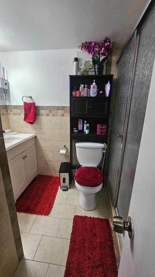 Building Photo - 1145 W 42nd St