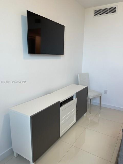 Building Photo - 7661 NW 107th Ave