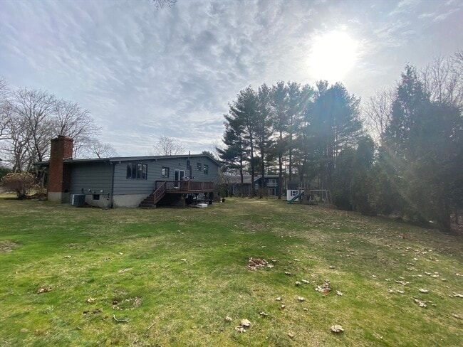 Building Photo - 44 Marla Cir