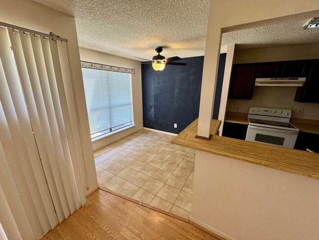 Building Photo - 8417 Sands Point Dr