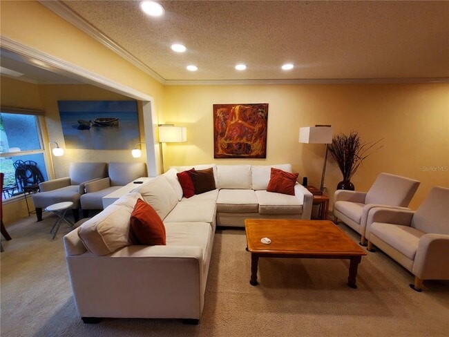 Building Photo - 1403 Arrowhead Cir W