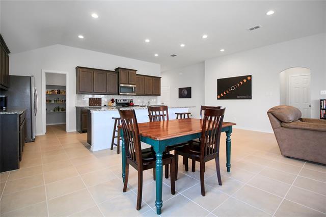 Building Photo - 2521 Weatherford Heights Dr