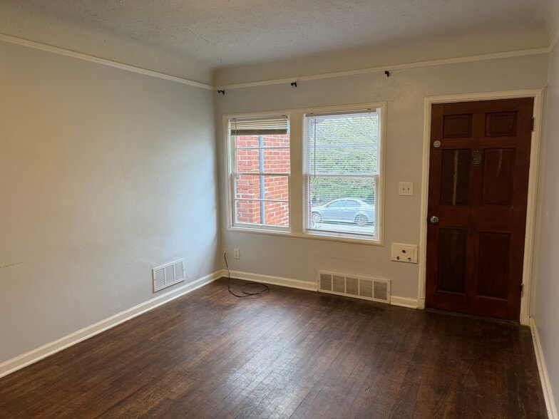 Building Photo - 1504 North Jarrett Street