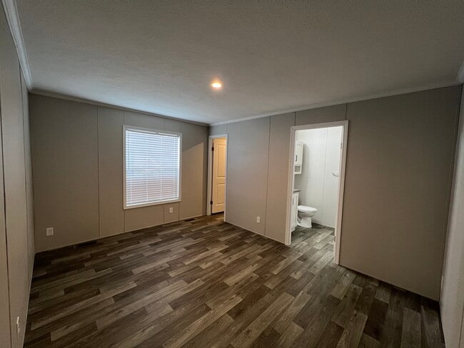 Building Photo - 38058 Pardo Dr