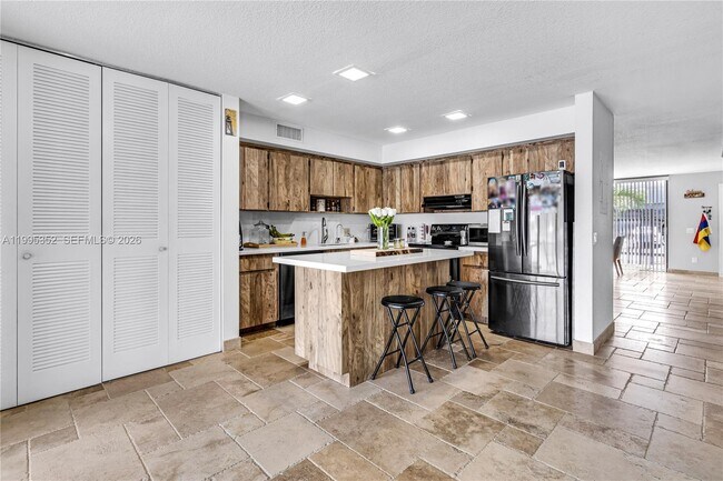 Building Photo - 1424 NW 113th Way