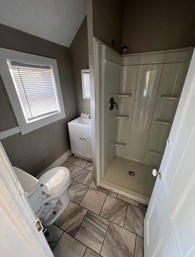 Building Photo - Greenwood Duplex