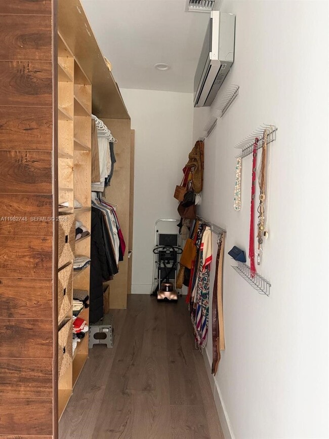 Building Photo - 1251 SW 11th Terrace