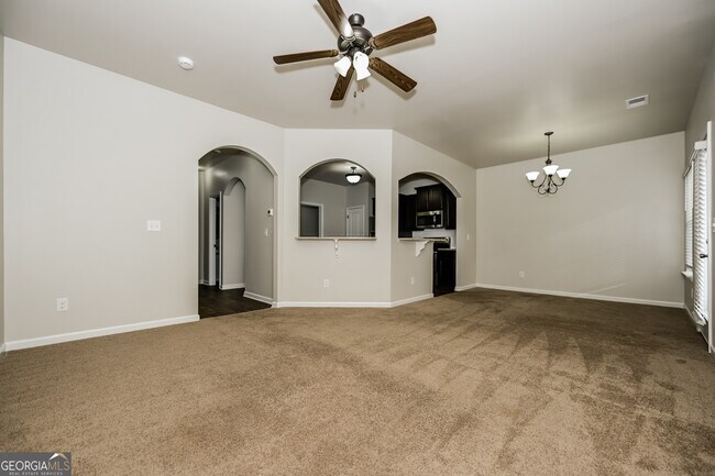 Building Photo - 101 Magnaview Dr