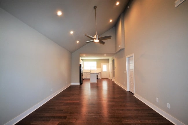 Building Photo - 2019 S Florida Way