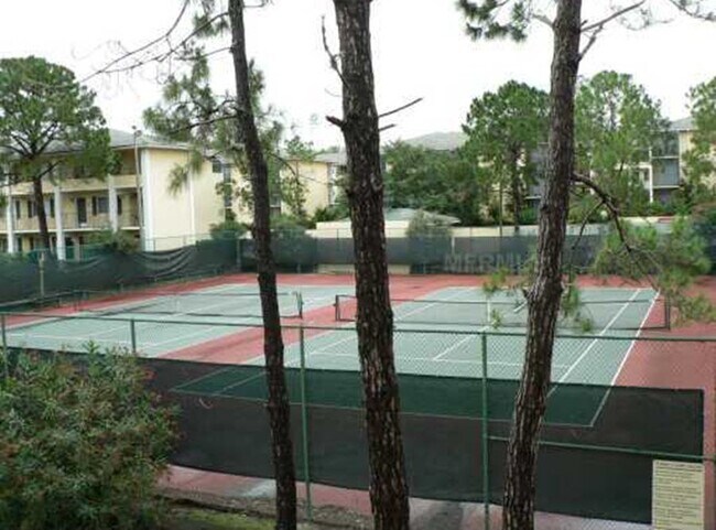Building Photo - ALTAMONTE SPRINGS: Waterside at Cranes Roo...