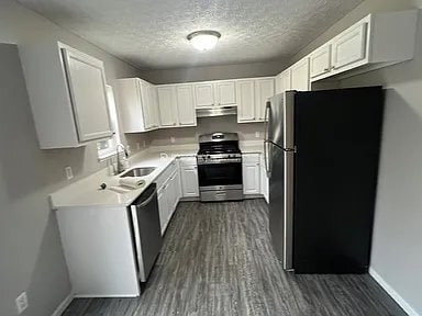 Building Photo - 718 Euclid Ave