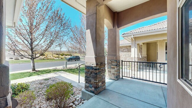 Building Photo - Great Home in Loveland