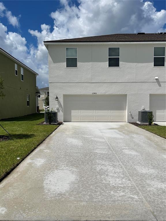 Building Photo - 11945 Sunsail Ave