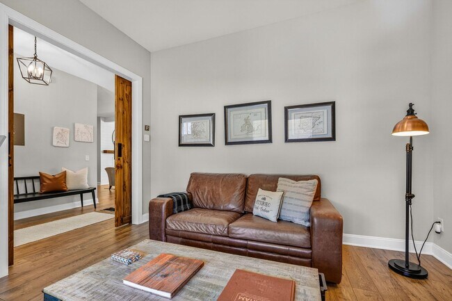 Building Photo - Spacious 4BR Home with Office & Covered Porch in Chapel Ridge