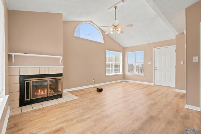 Building Photo - 104 Waters Edge Ln