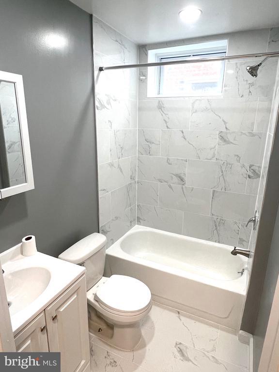 Building Photo - 2413 S 64th St