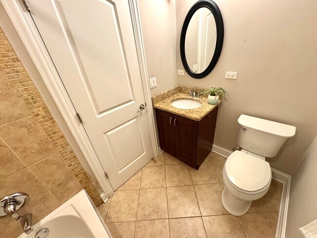 Building Photo - 344 Mallard Ct